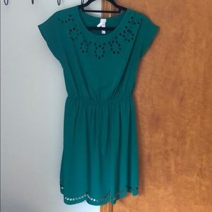 Green scallop dress